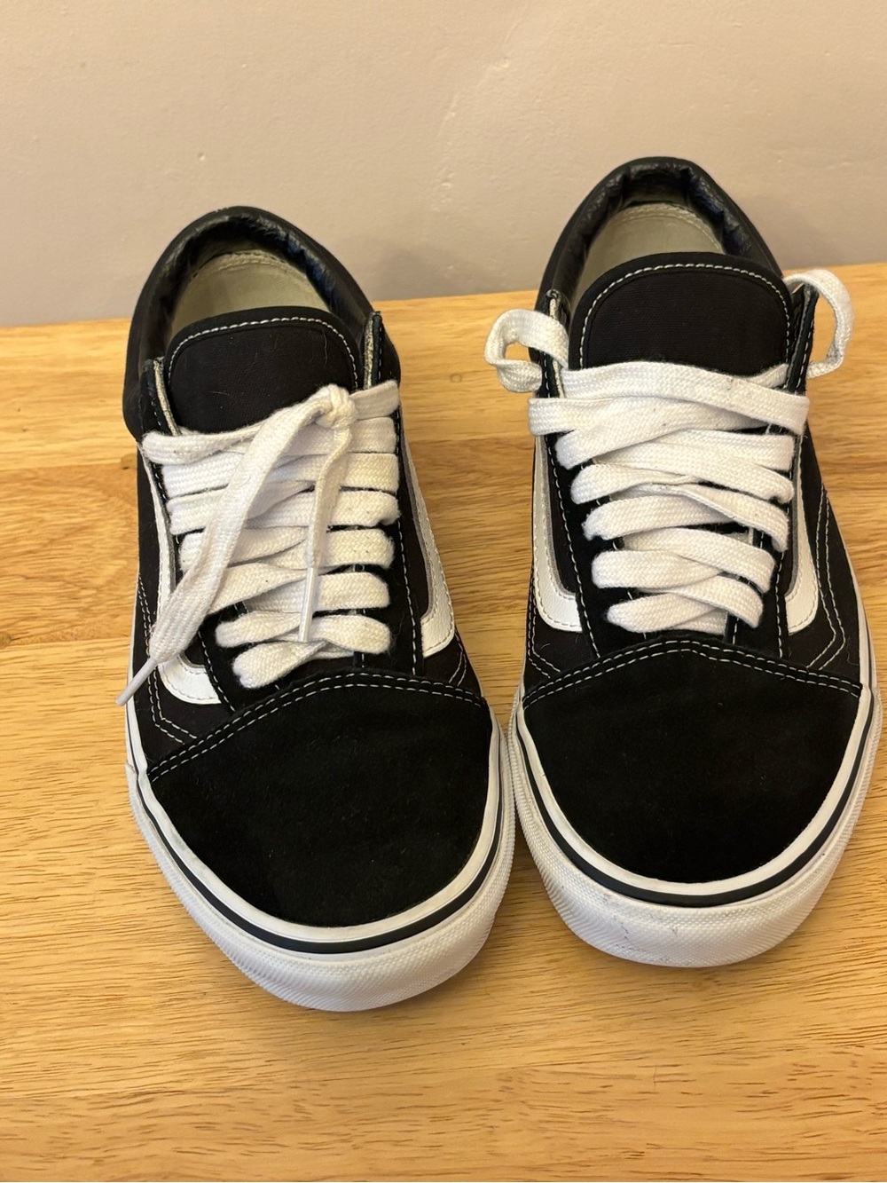 Vans Men’s Old Skool - Size 6.5 WIDE